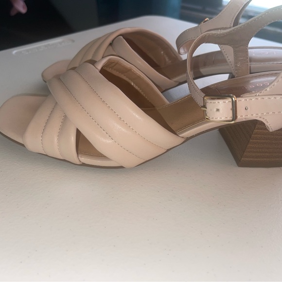 LC Lauren Conrad Fondant Women's Blush Memory Foam Wedge Heeled Sandals Size 9 - Picture 6 of 16